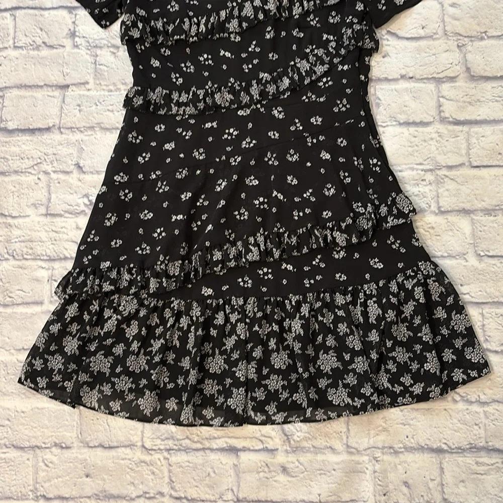 Michael Kors Floral Tiered Ruffle Dress Short Sleeve Black and White Size 6